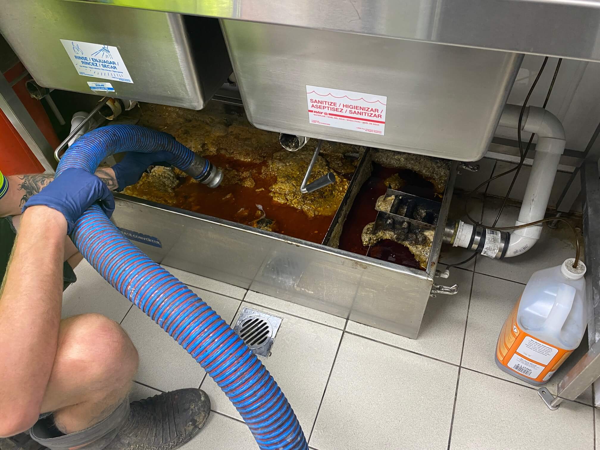 Grease Trap Cleaning in Laplace